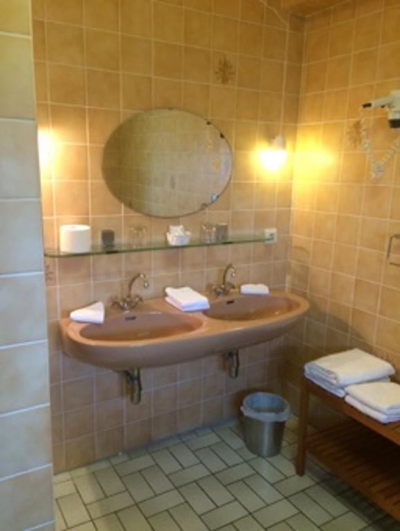 Hotel La Venerie Віртон Номер фото